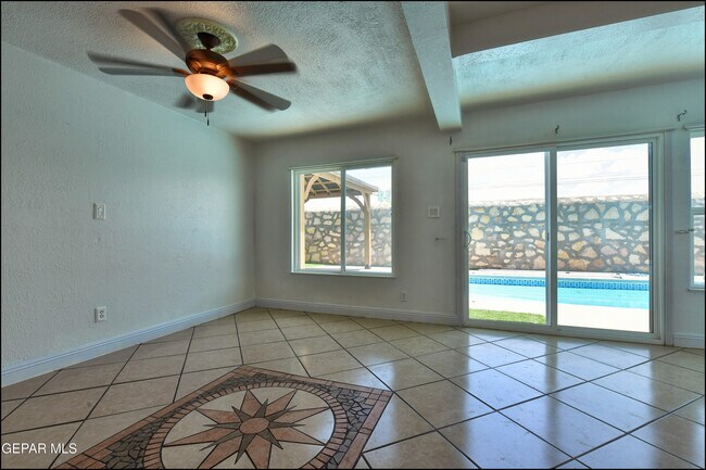 Building Photo - 1744 Gambel Quail Dr