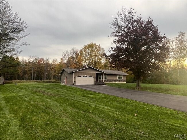 Primary Photo - 7056 Island Rd