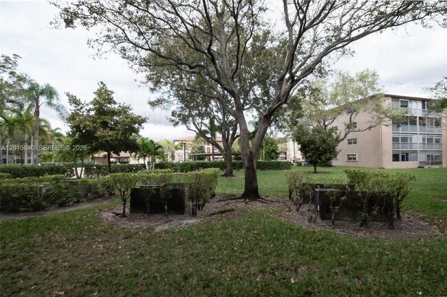 Building Photo - 13355 SW 9th Ct