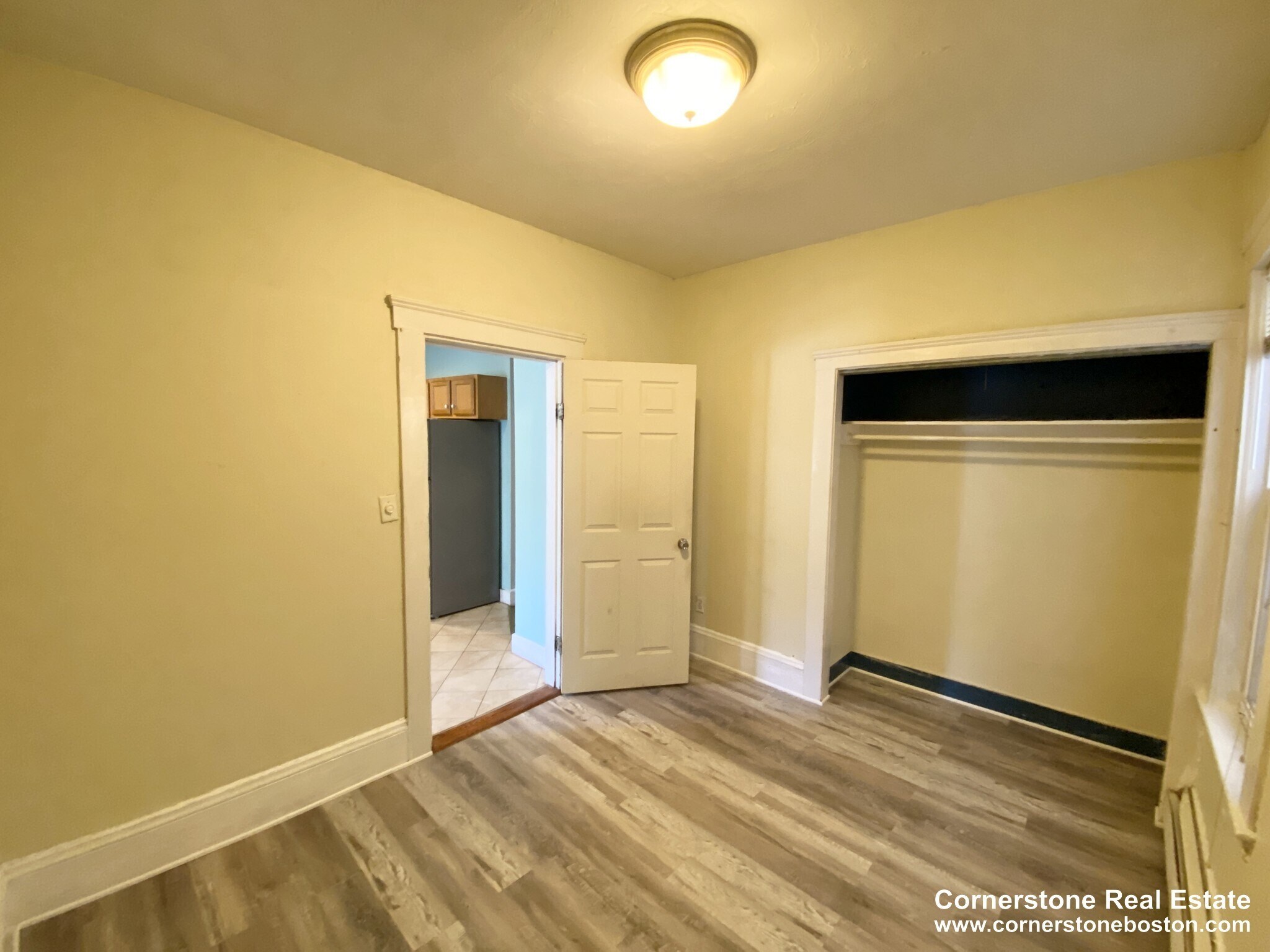 Building Photo - 1562 Tremont St