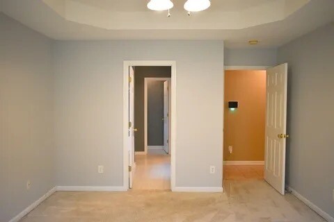 Building Photo - 118 Royal Pine Dr