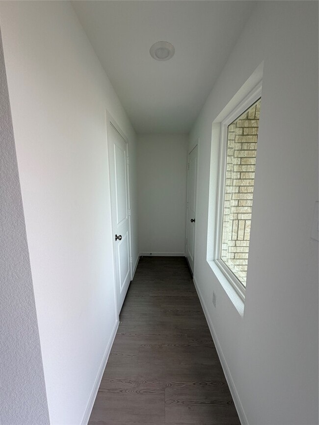 Building Photo - 29655 Knollwood Bay Rd