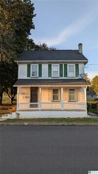 Building Photo - 505 Penn St