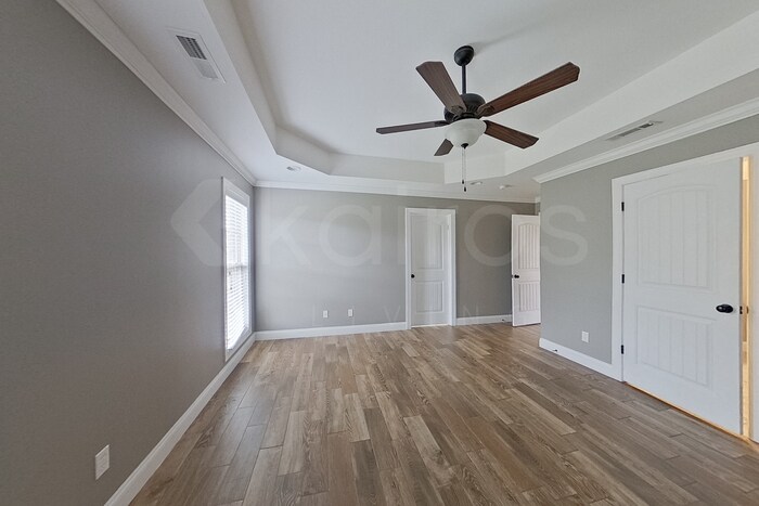 Building Photo - 97 Cottonwood Dr