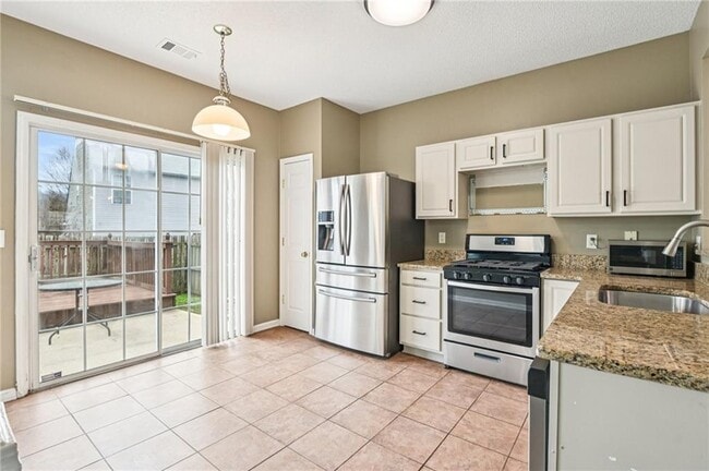 Building Photo - 1726 Taynton Cir