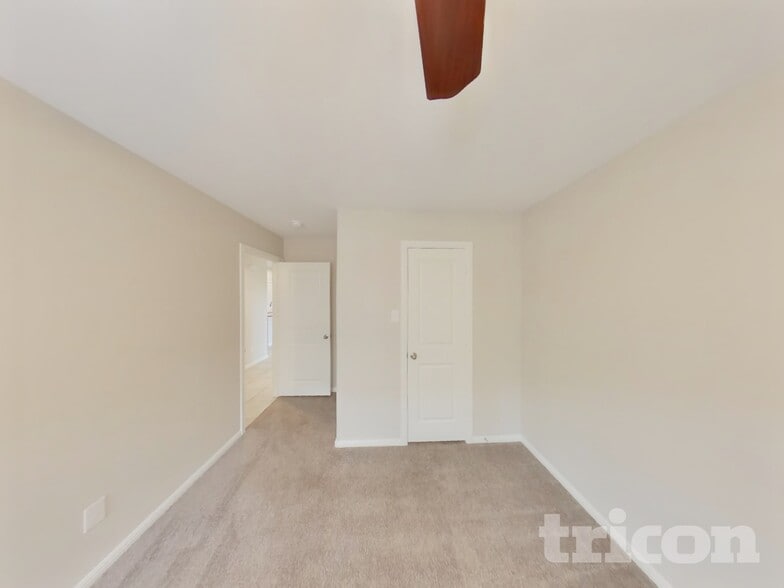 Building Photo - 10502 Ft Cibolo Trl