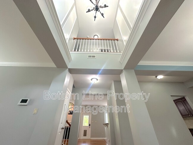 Building Photo - 4845 Chesney St NW