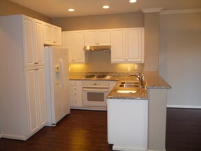 Building Photo - 10978 Serafina Ln