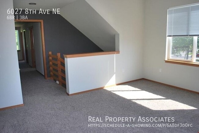 Building Photo - 6027 8th Ave NE