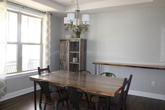 Building Photo - 7217 Rex Rd