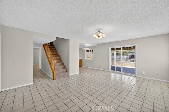 Building Photo - 10728 Valley Dr