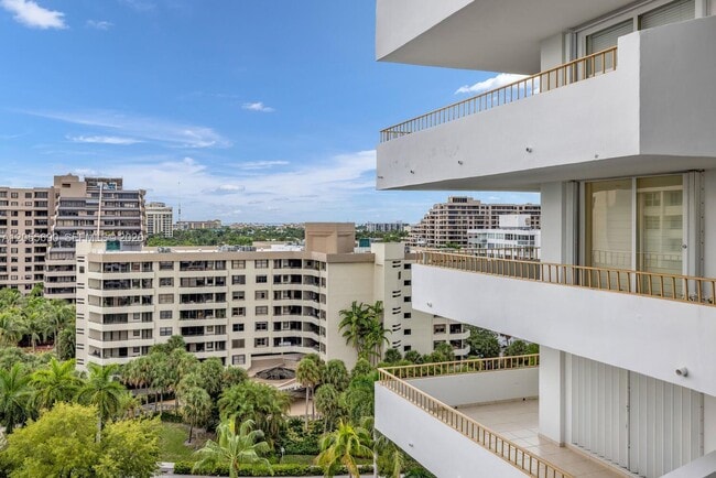 Building Photo - 155 Ocean Ln Dr