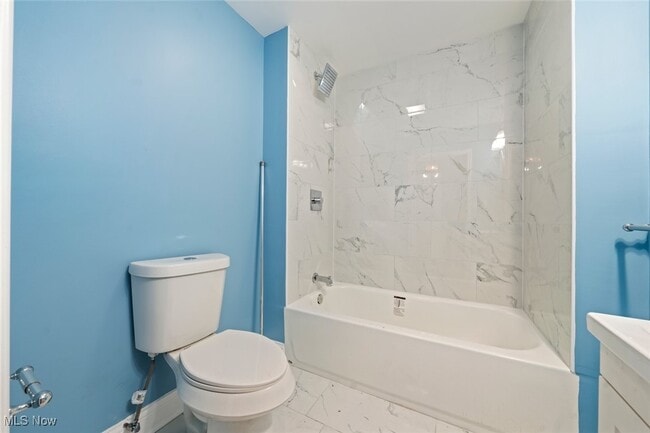 Building Photo - 4802 Gifford Ave