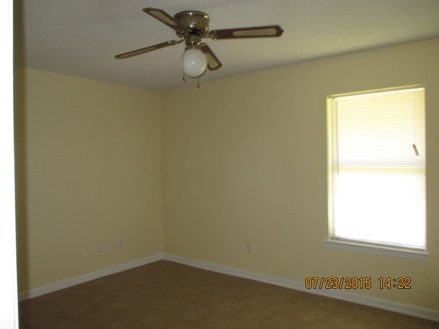 Building Photo - 6326 W Fairfield Dr