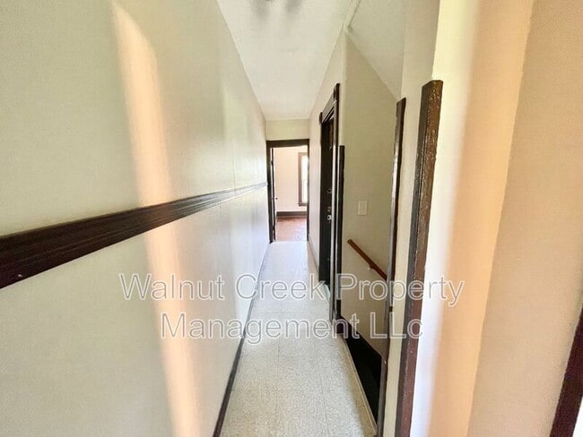 Building Photo - 1639-1639 E 31st St