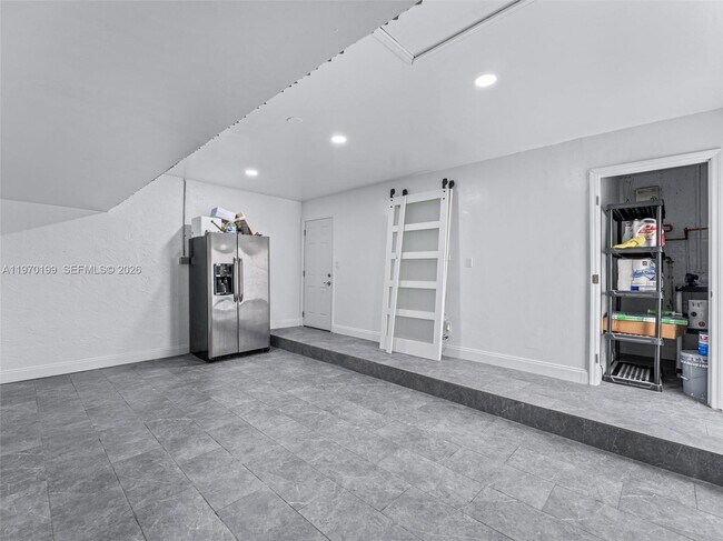 Building Photo - 10281 NW 32nd St