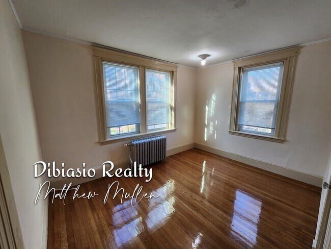 Building Photo - 200 Presidents Ln