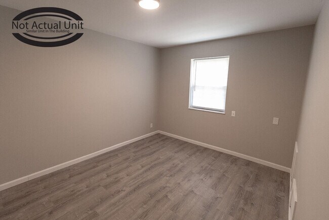 Building Photo - 3408 Balboa Ln