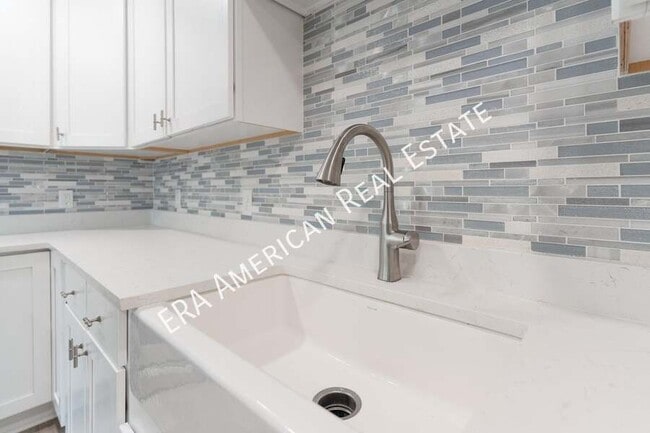 Building Photo - 228 Amberjack Dr