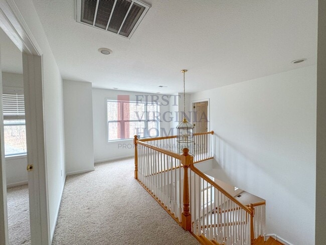 Building Photo - Zion Crossroads Colonial Rental 3Bed/2.5Bath