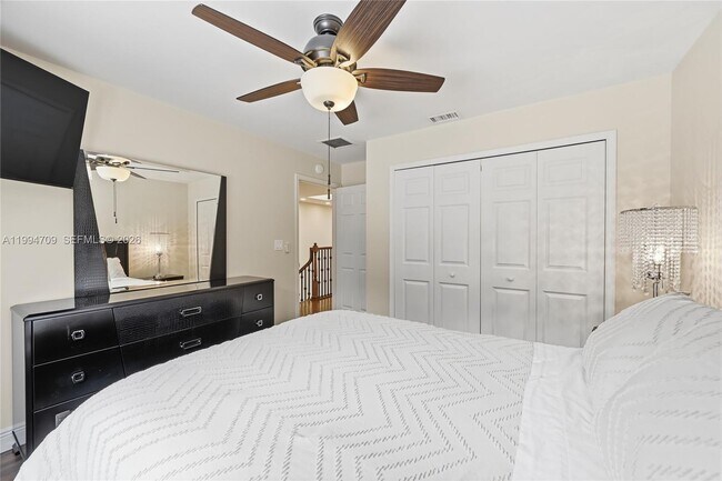 Building Photo - 21944 Town Pl Dr