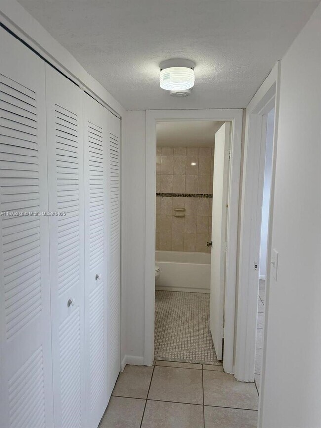 Building Photo - 8600 N Sherman Cir