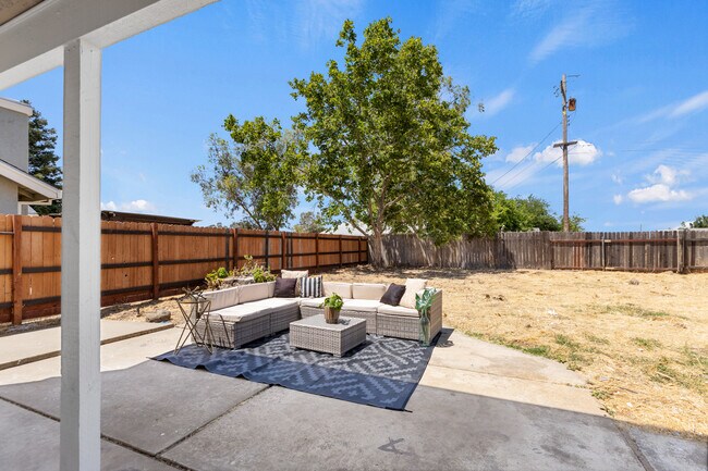 Building Photo - 8647 Cord Way