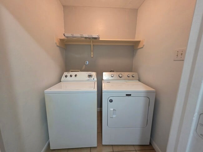 Building Photo - 2647 Kiplands Ct