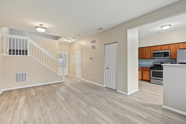Building Photo - 1108 Grand Lake Ct