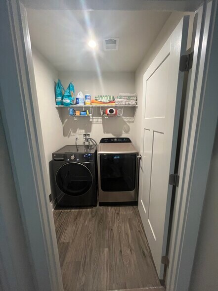 Building Photo - 773 Big Bear Ln