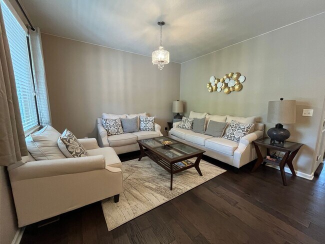 Building Photo - Beautiful Home in South Fort Collins