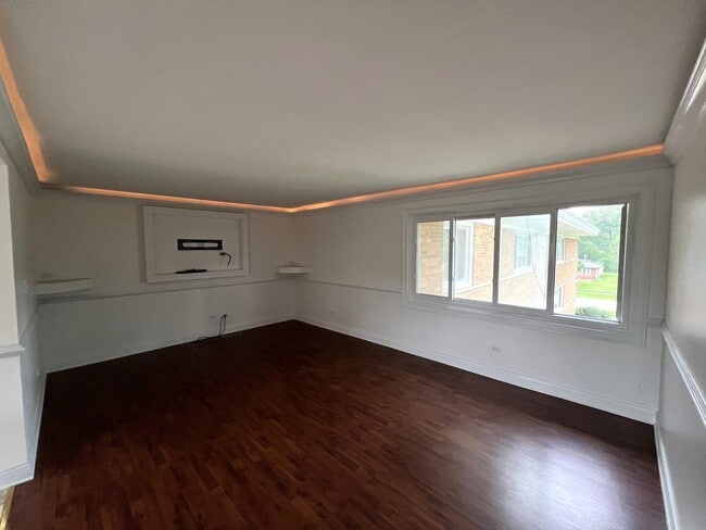 Building Photo - 6842 W Lode Dr