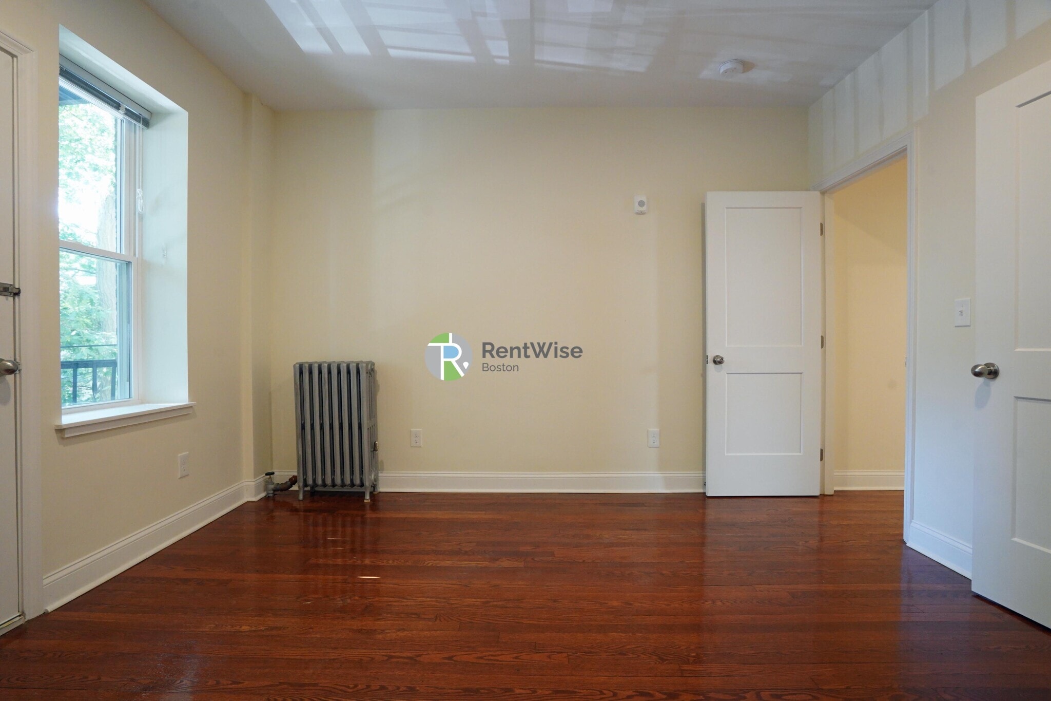 Building Photo - 123 Sutherland Rd
