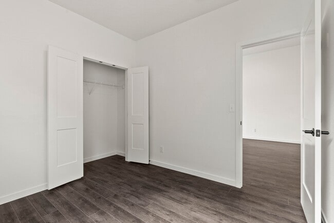 Building Photo - 714 N Arties Rd