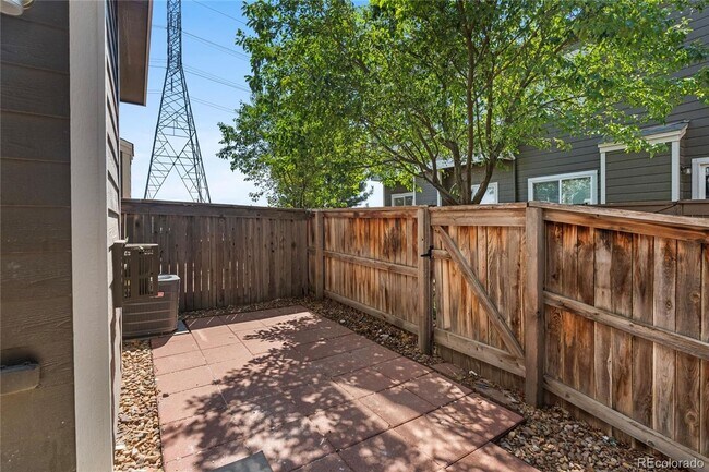 Building Photo - 104th