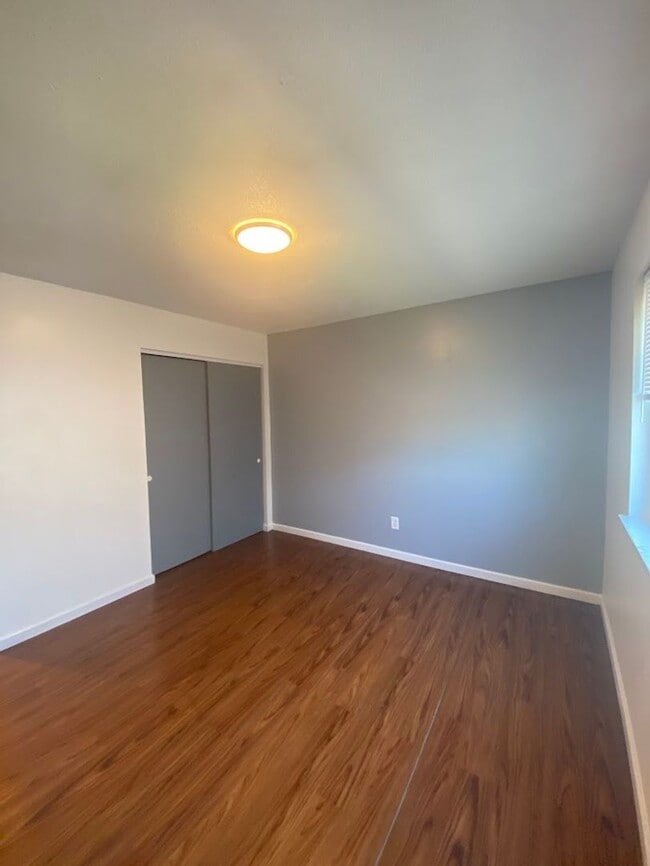 Building Photo - One Bedroom One Bath in Clifton Heights
