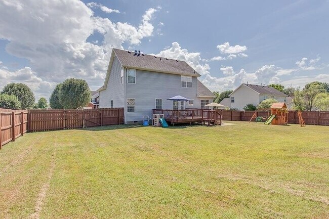 Building Photo - 1007 Kiser Ave