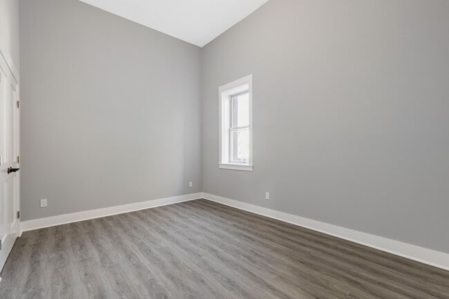 Building Photo - 47 Beekman Ave