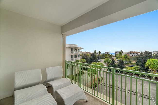 Building Photo - 9955 E County Hwy 30A