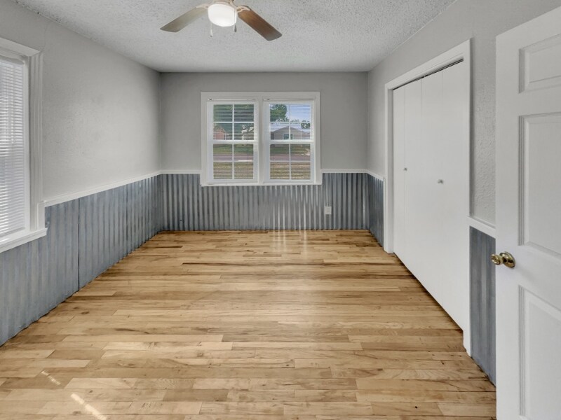 Building Photo - 2610 39th St
