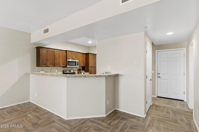 Building Photo - 21655 N 36th Ave