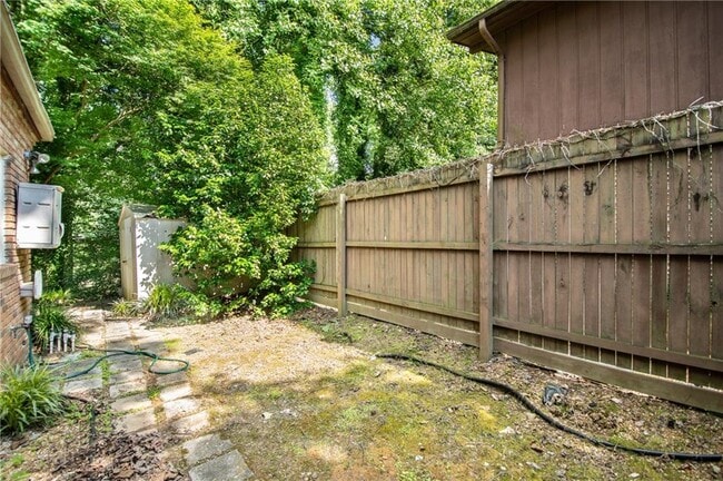 Building Photo - 3761 Ashford Dunwoody Rd NE