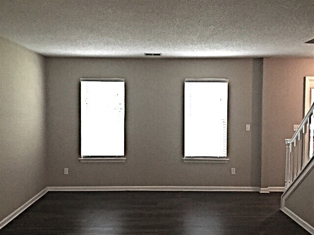 Building Photo - 12719 Diamond Dr