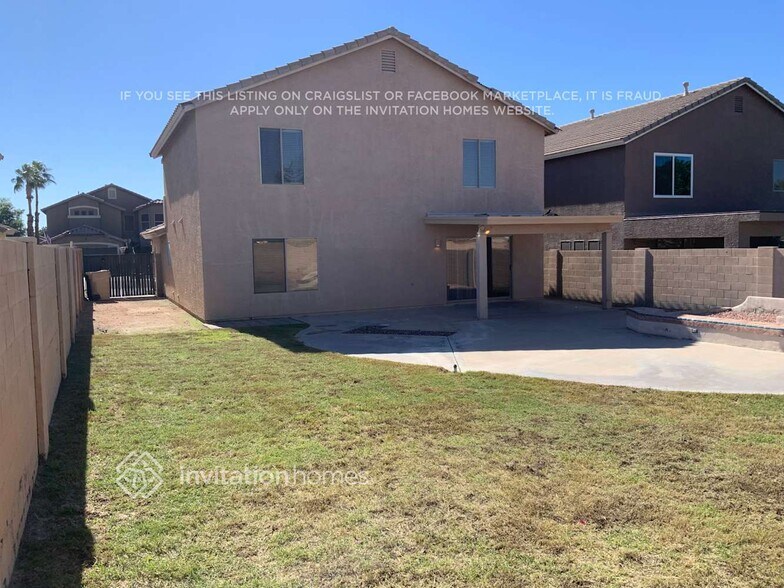 Building Photo - 6782 W Rowel Rd