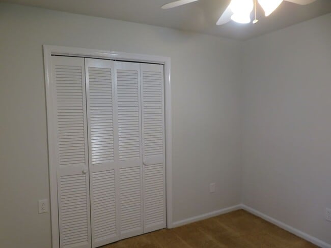 Building Photo - 7300 Claiborne Rd