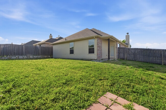 Building Photo - 309 Jennie Marie Cir