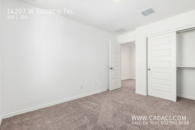 Building Photo - 14207 W Bronco Trl