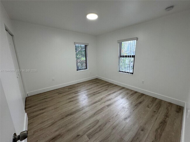 Building Photo - 1969 NW 2nd Ct