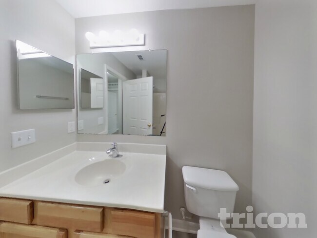 Building Photo - 3556 Alec Dr