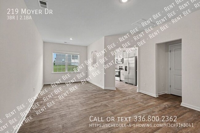 Building Photo - 219 Moyer Dr